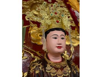Tượng thờ mẫu gỗ Mít sơn son thếp vàng