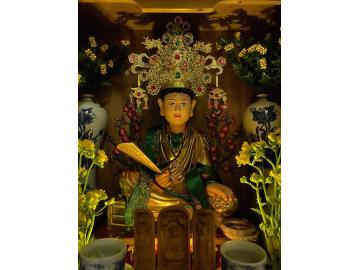 Tượng thờ mẫu gỗ Mít sơn son thếp vàng