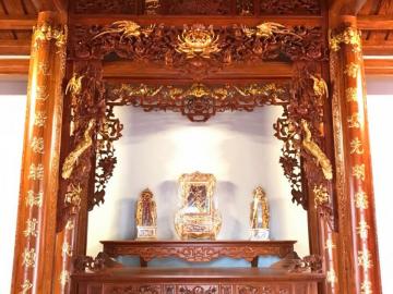 Mẫu câu đối thờ đẹp trên Tam Bảo từ Làng nghề Sơn Đồng