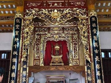 Mẫu câu đối thờ đẹp trên Tam Bảo từ Làng nghề Sơn Đồng