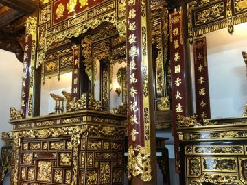 Bộ hoành phi câu đối, cửa võng cho nhà thờ họ