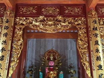 Mẫu câu đối thờ đẹp trên Tam Bảo từ Làng nghề Sơn Đồng