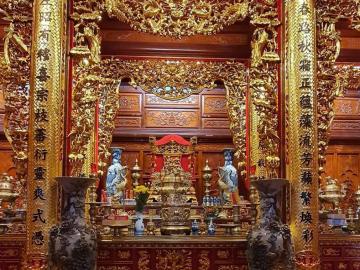 Bộ hoành phi câu đối, cửa võng cho nhà thờ họ