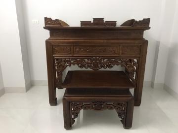 Mẫu bàn thờ chung cư 12