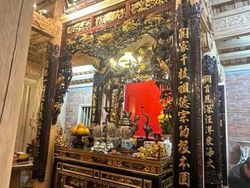 Cách phân loại câu đối theo từng chủ đề phổ biến và ý nghĩa ứng dụng trong thực tế