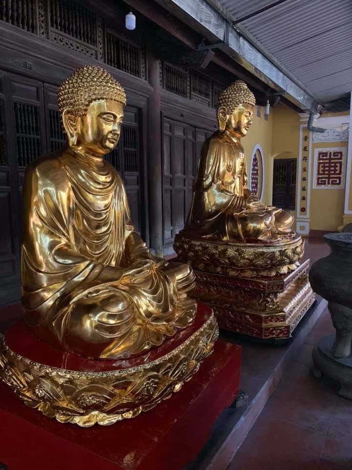 tuong-phat-adida-son-son.jpg (138 KB)